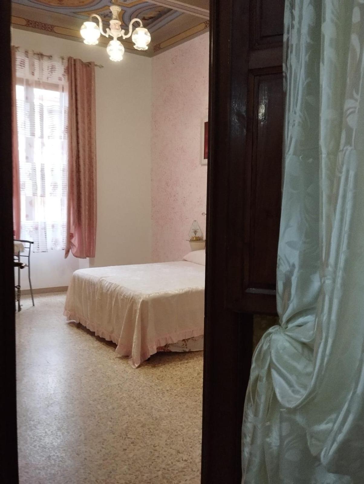 מלון ליבורנו The Family House מראה חיצוני תמונה